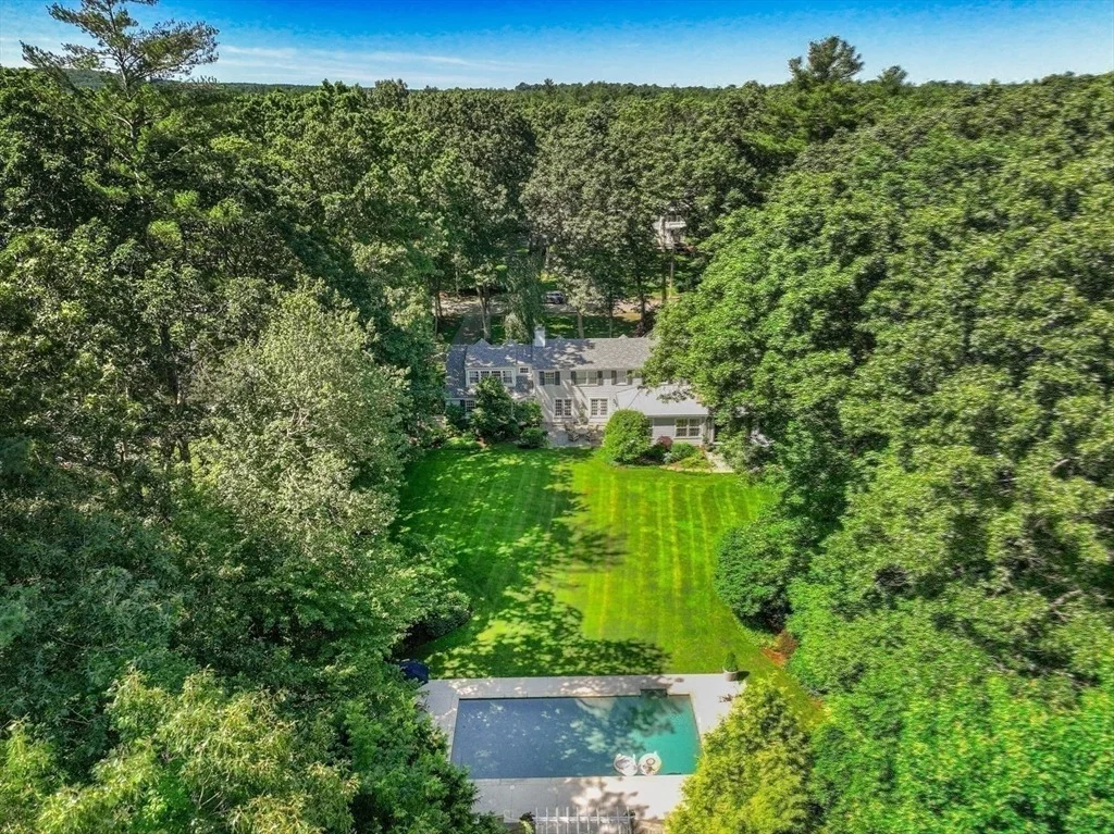 Photo of 193 Winding River Road