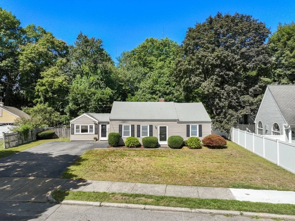 Photo of 11 Antonellis Cir
