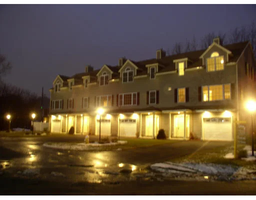 Photo of Unit D at 20 Riverside Ave