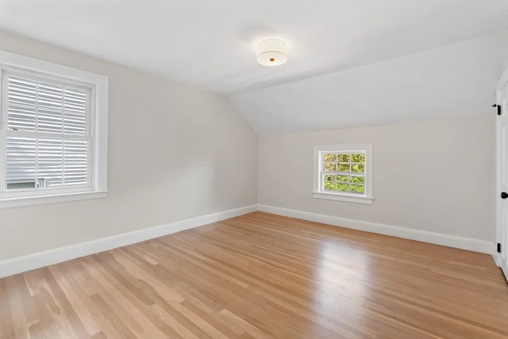 Photo of 119 Gloucester St
