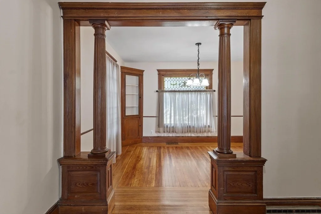 Photo of 219 Walnut Street