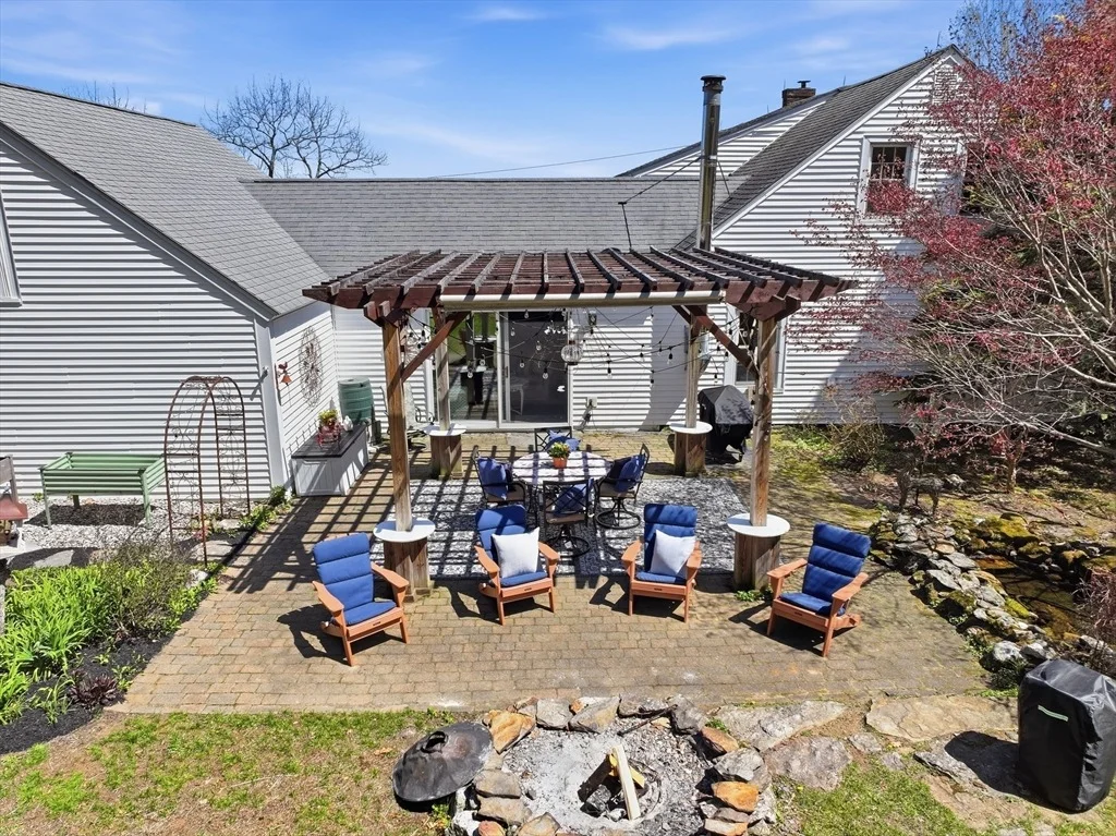 Photo of 16 Brigham Rd