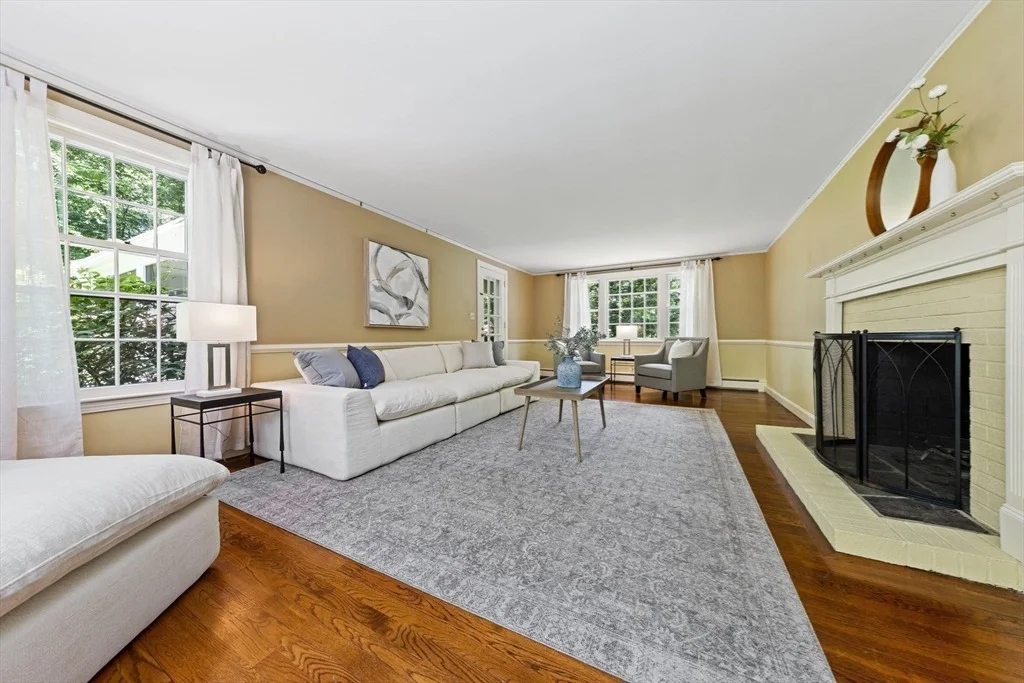 Photo of 18 Isaac Davis Rd