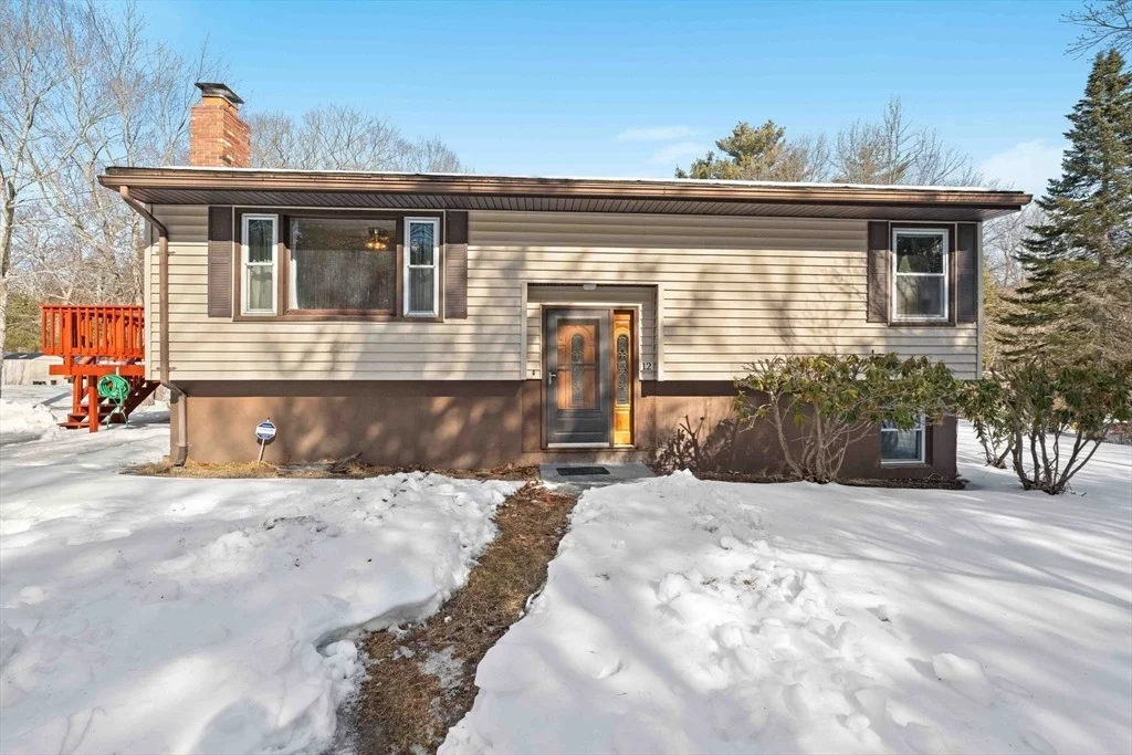 Photo of 12 Ethier Dr