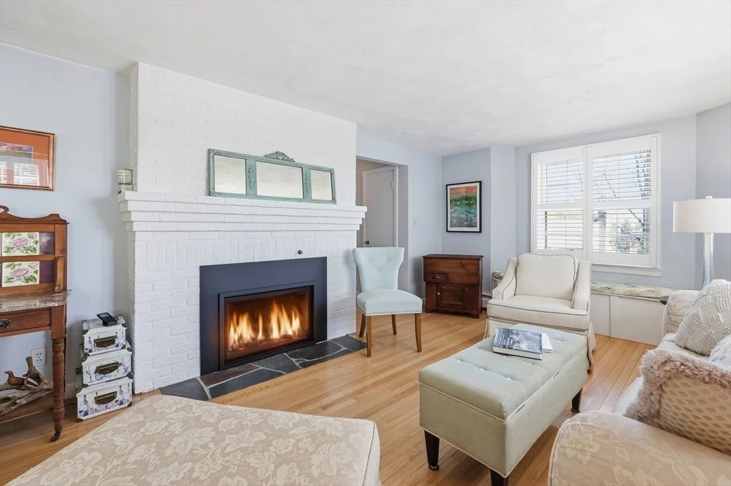 Photo of 11 Drury Ln
