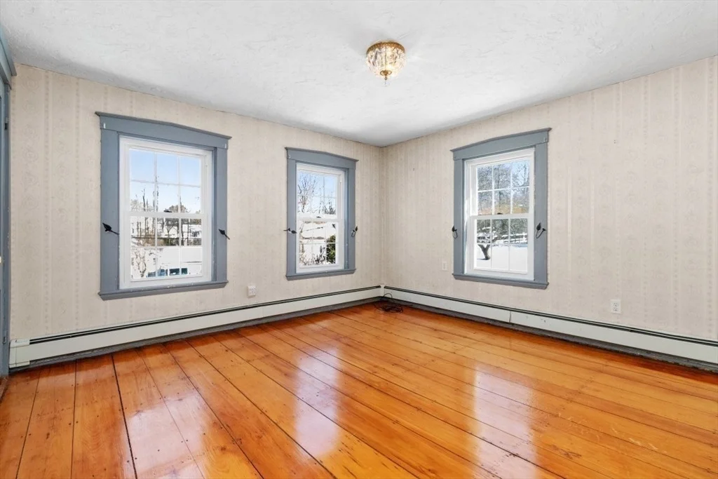 Photo of 1 Sassamon St