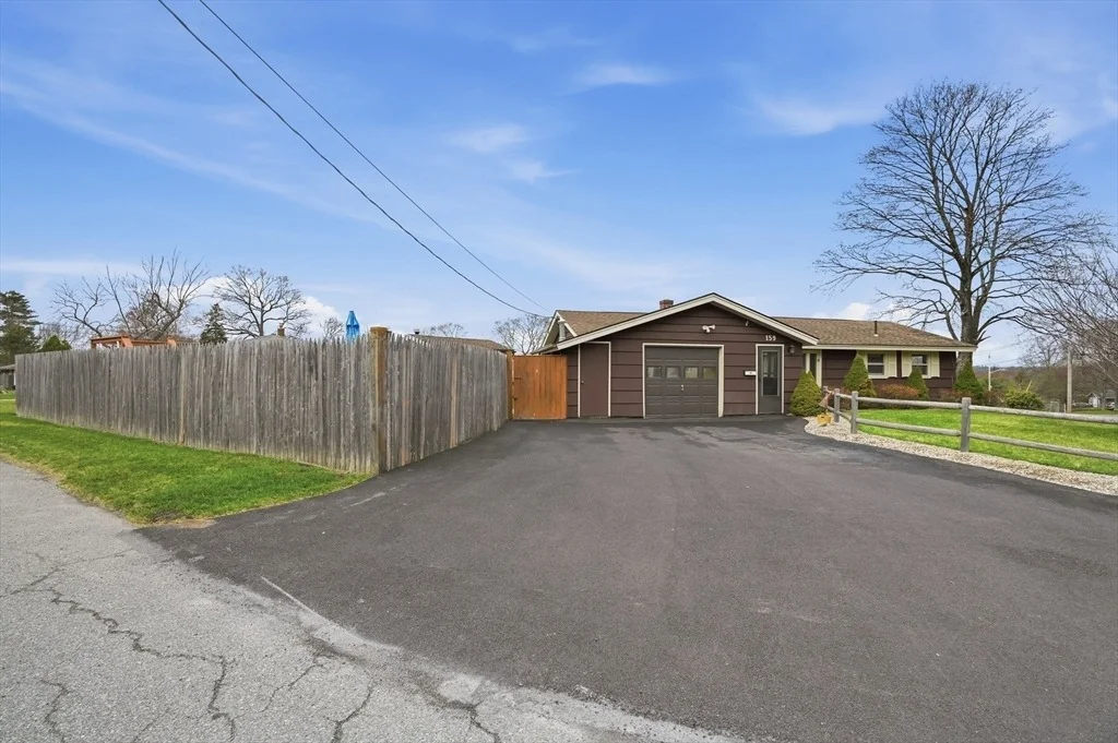 Photo of 159 Kathleen Road