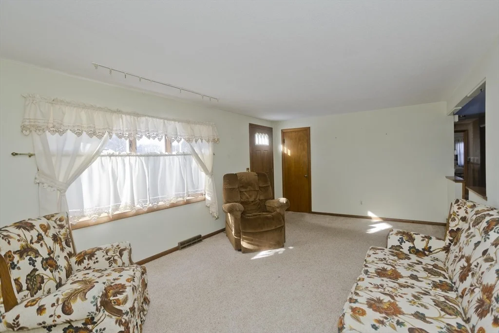Photo of 180 Fletcher Circle