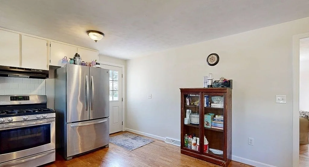 Photo of 4 Stratton Dr