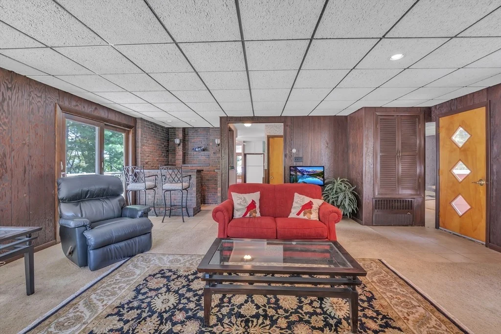 Photo of 5 Forest Ln