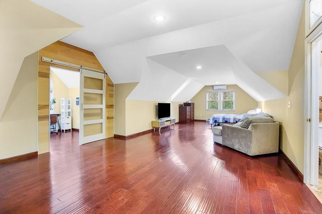Photo of 193 Brickyard Rd
