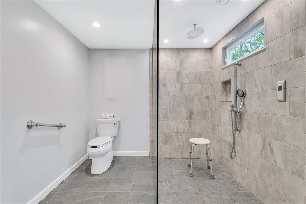 Photo of 12 Maple Lane