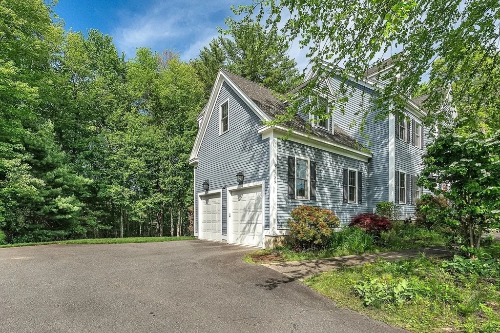 Photo of 1125 Burroughs Rd