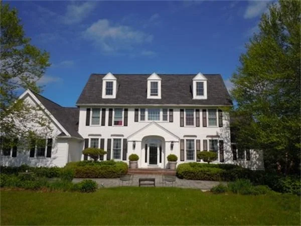 Photo of 9 Fatherland Dr