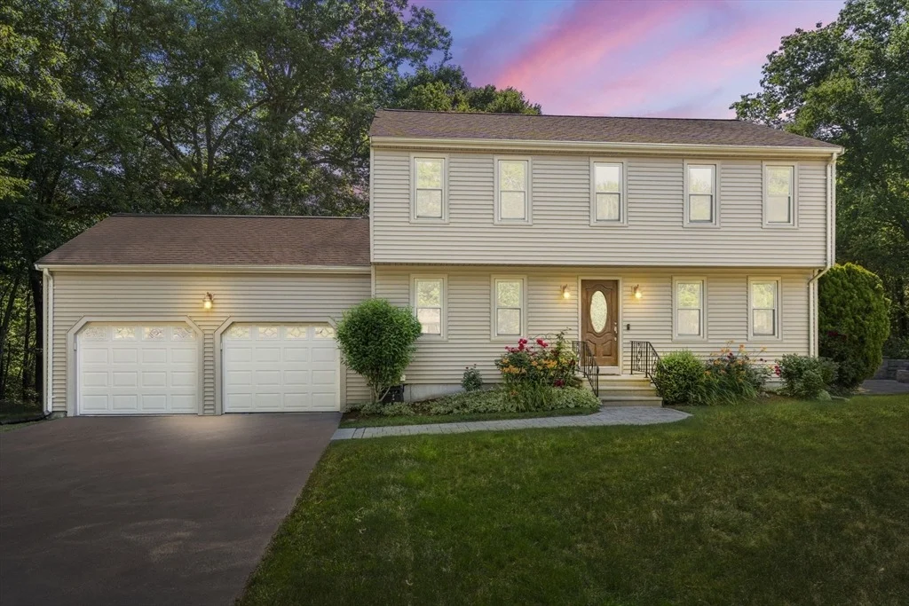Photo of 6 Crockett Cir