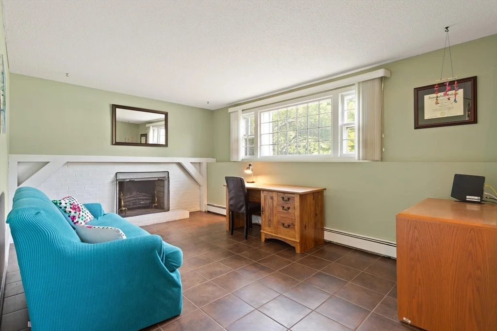 Photo of 112 Stoddard Dr