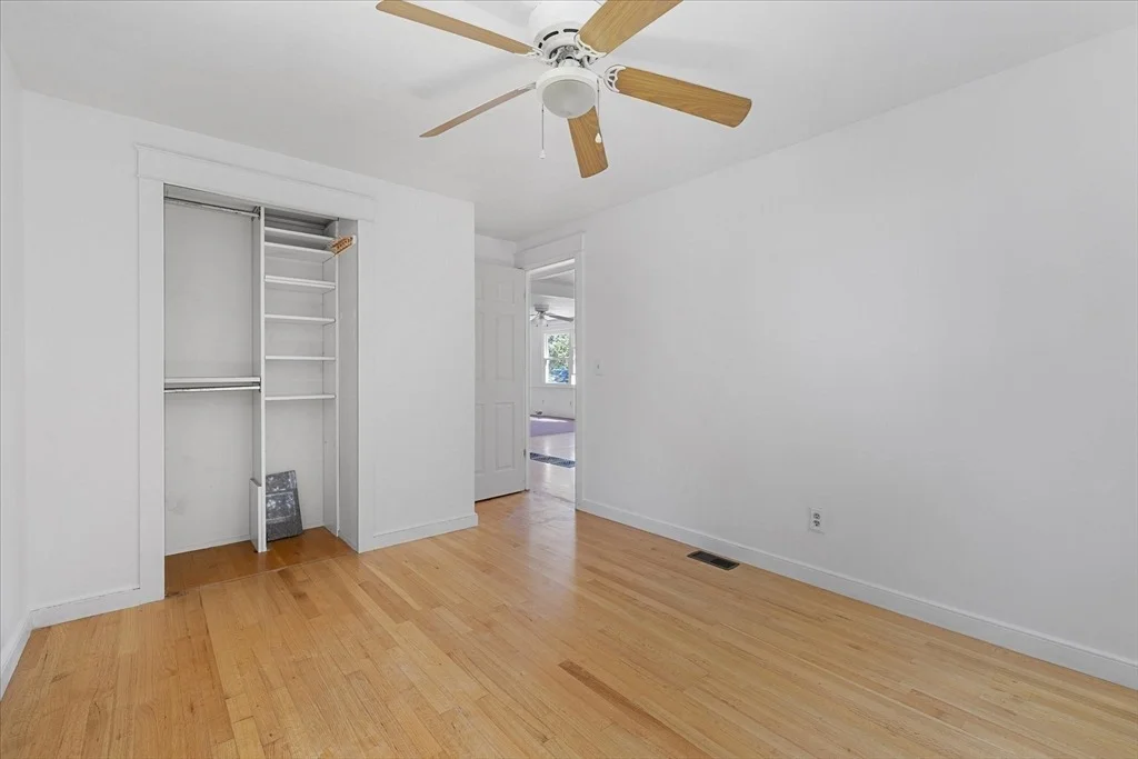 Photo of 32 Bayberry