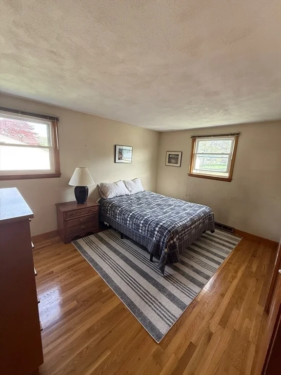 Photo of 4 Fernandez Circle
