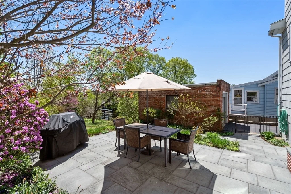 Photo of 31 Sunset Road