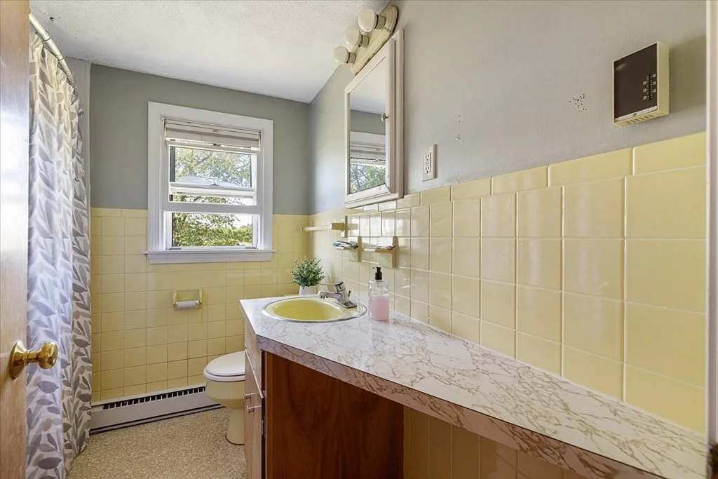 Photo of 42 W Mountain Rd