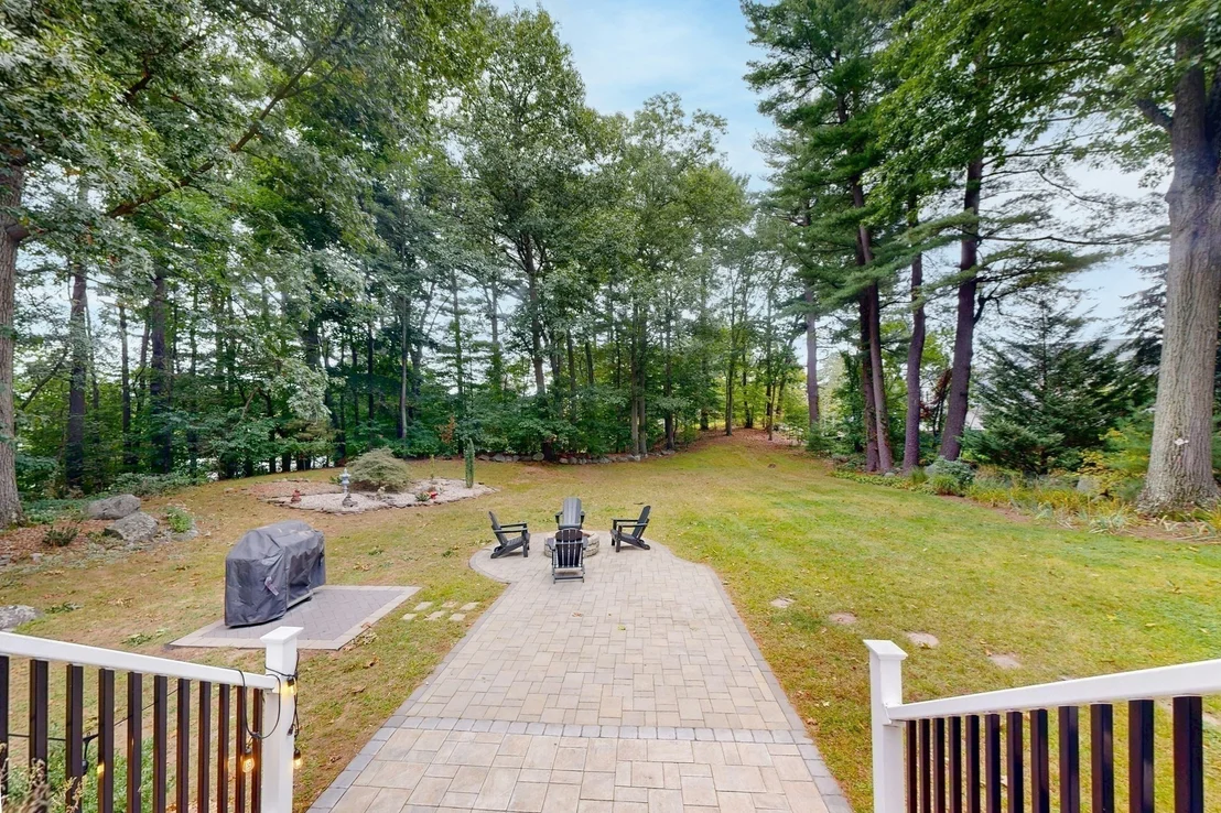 Photo of 345 Lowell St