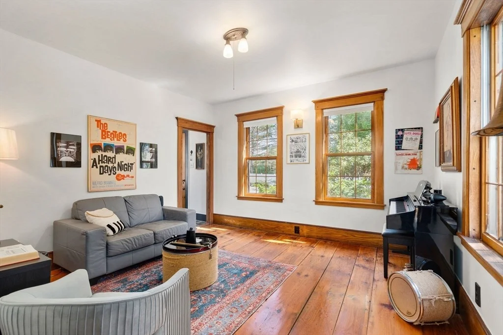 Photo of 165 Gleasondale Road