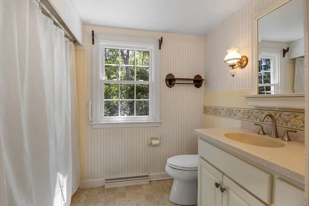 Photo of 160 Joe Long Rd