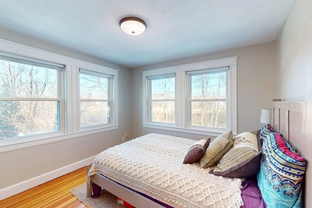 Photo of 1393 Trapelo Road
