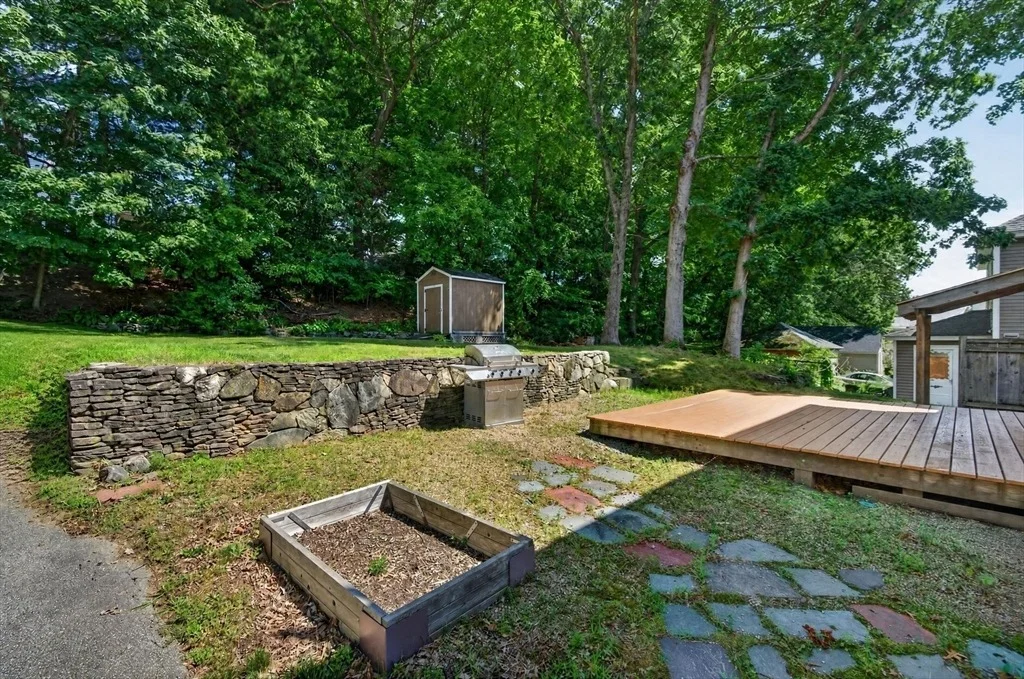 Photo of 204 Parkview Ave