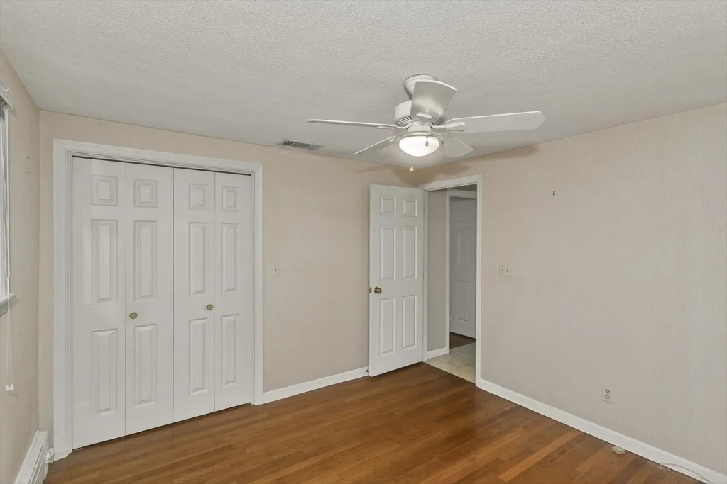 Photo of 309 Island Pond Rd