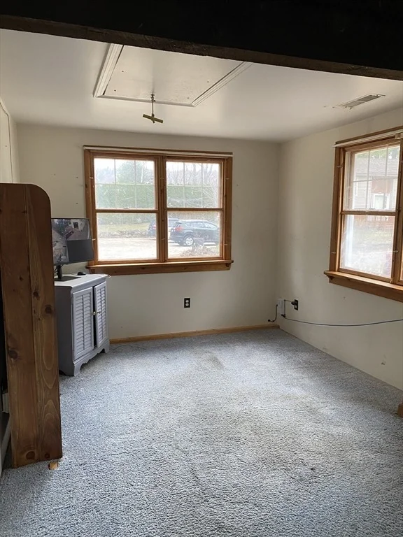 Photo of 106 Shore Rd