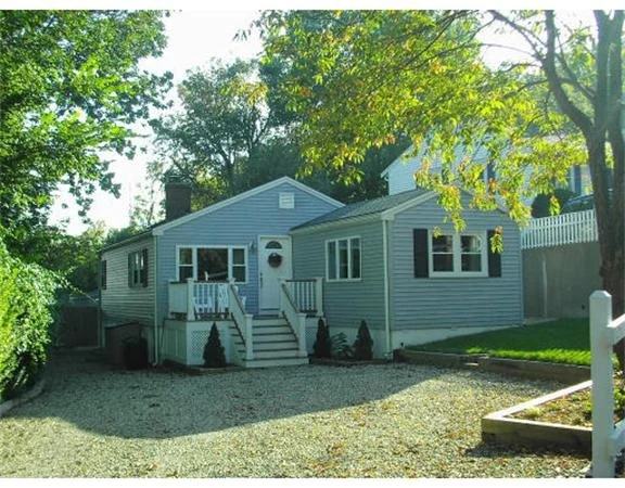 Photo of 7 Summit Ave