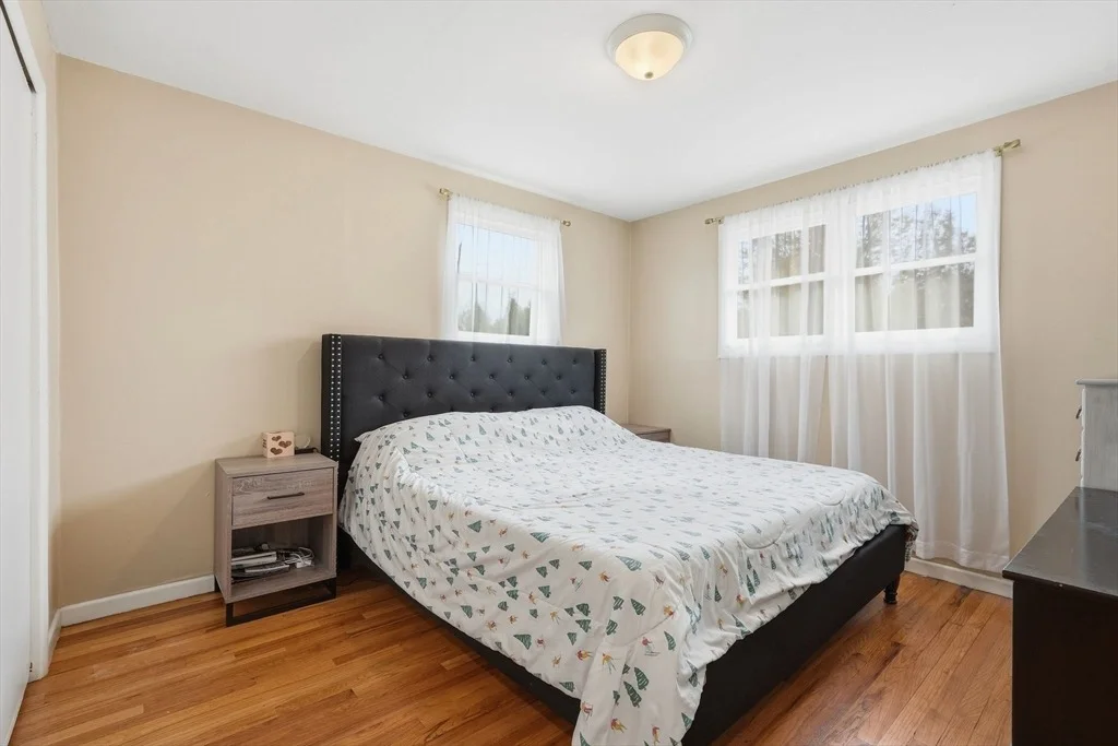 Photo of 30 Jerilis Dr