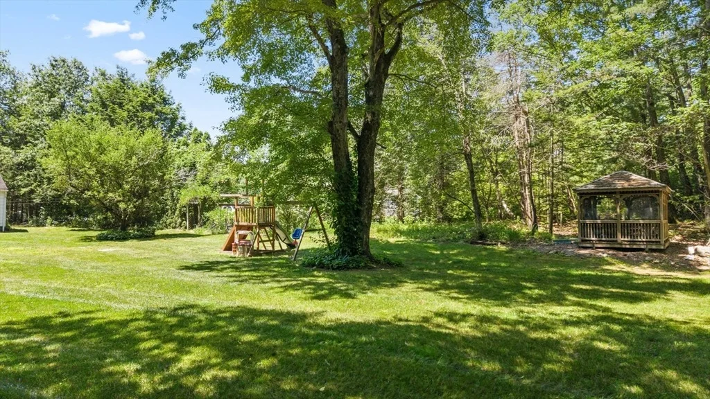 Photo of 2334 Main St