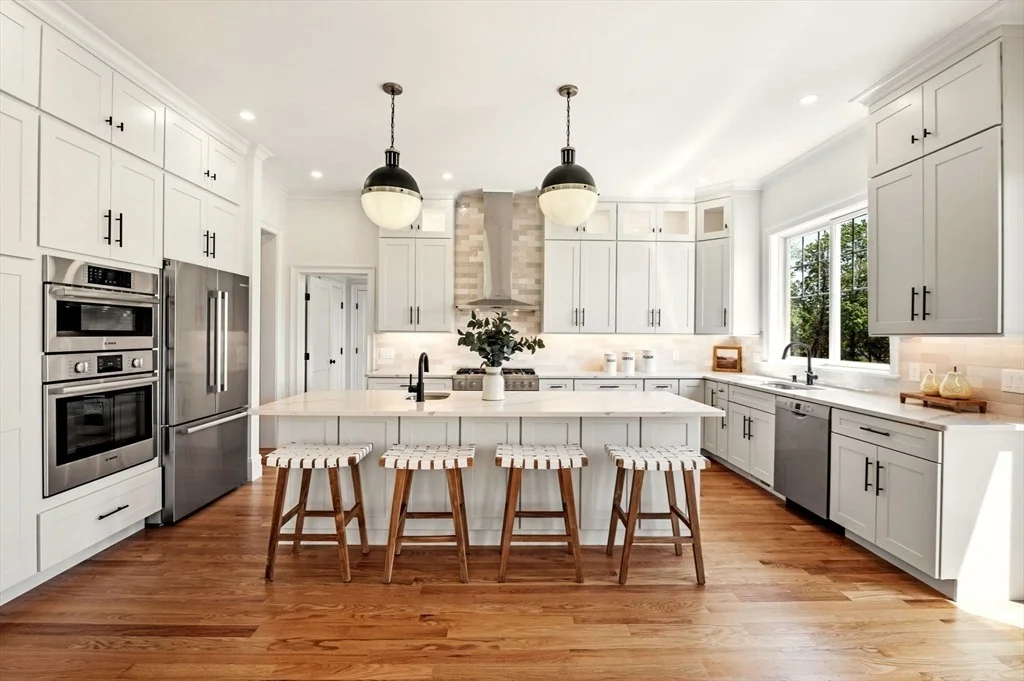 Photo of 333 Perkins Row