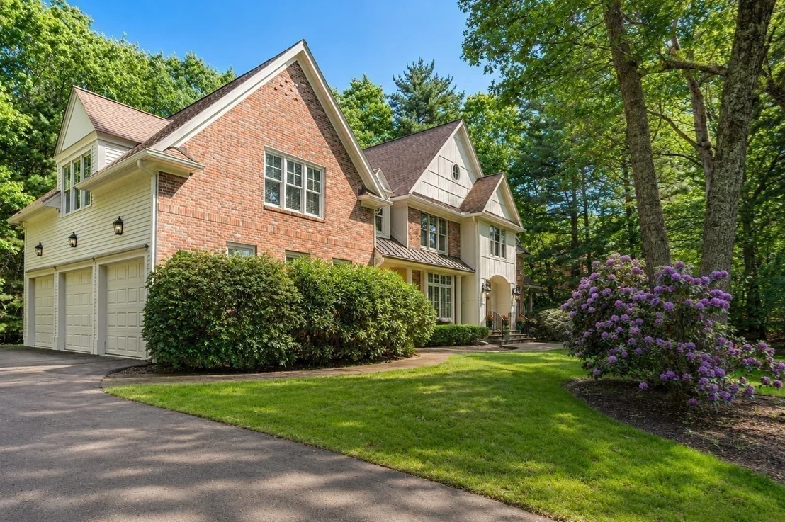 Photo of 12 Olde Hickory Path