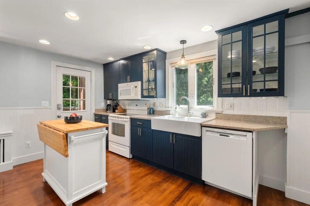 Photo of 48 Cedar St