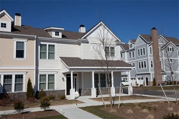 Photo of Unit 2801 at 178 Hms Halsted Drive
