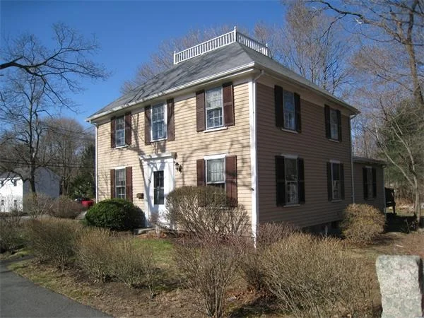 Photo of 461 Main