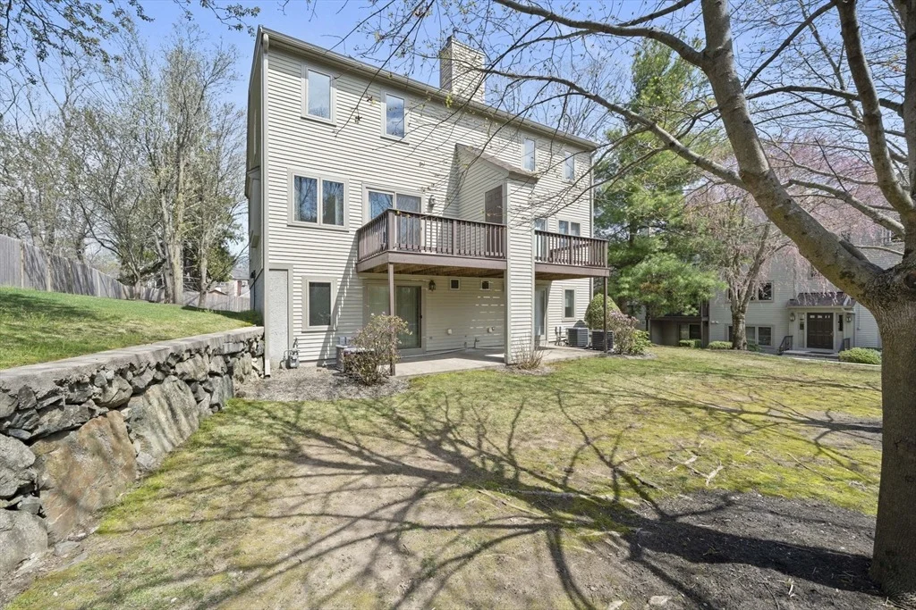 Photo of Unit B at 65 Maple St