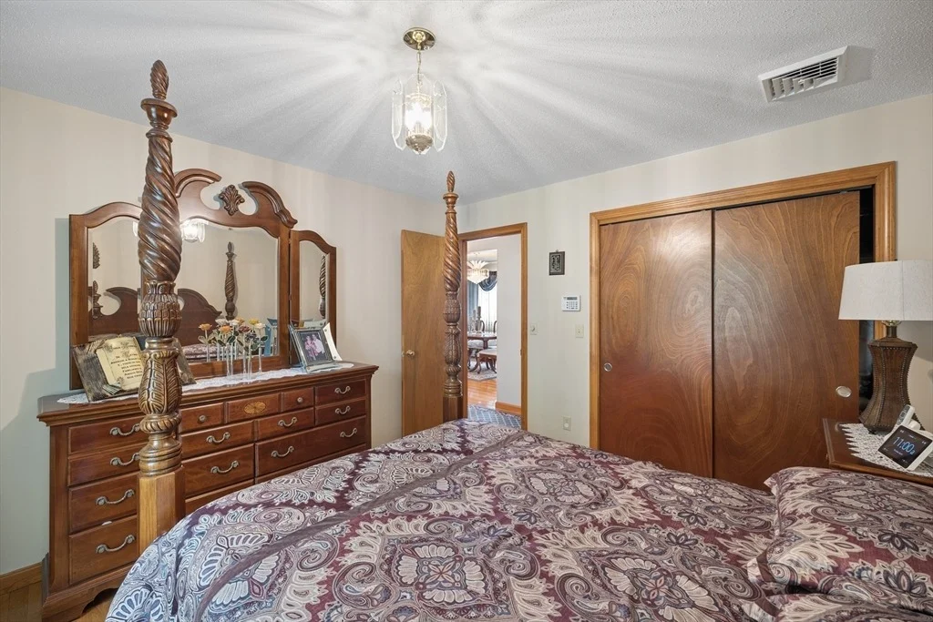Photo of 1200 Bay St
