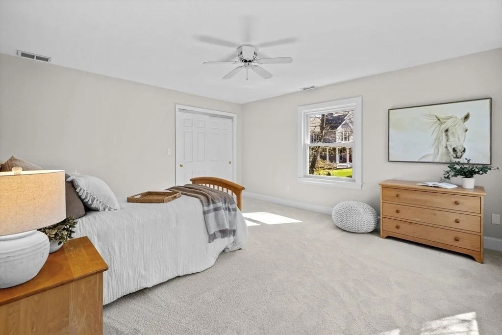 Photo of 10 Fatima Dr