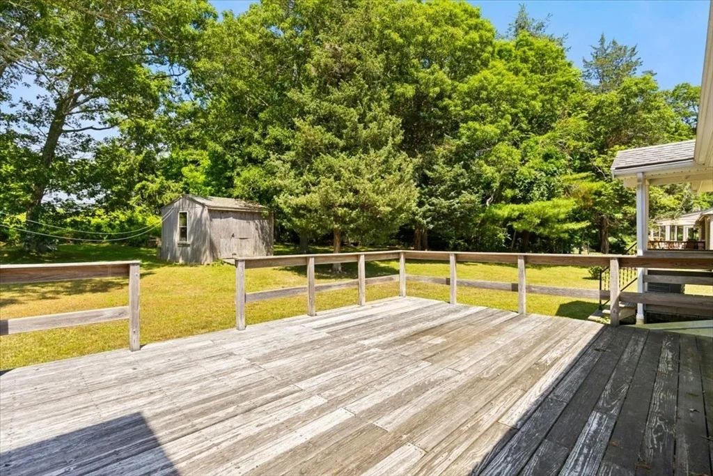 Photo of 8 Sherry Ln