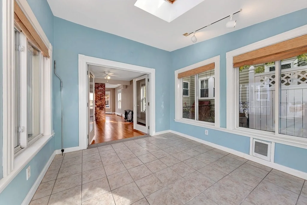 Photo of 7 Harold Ave