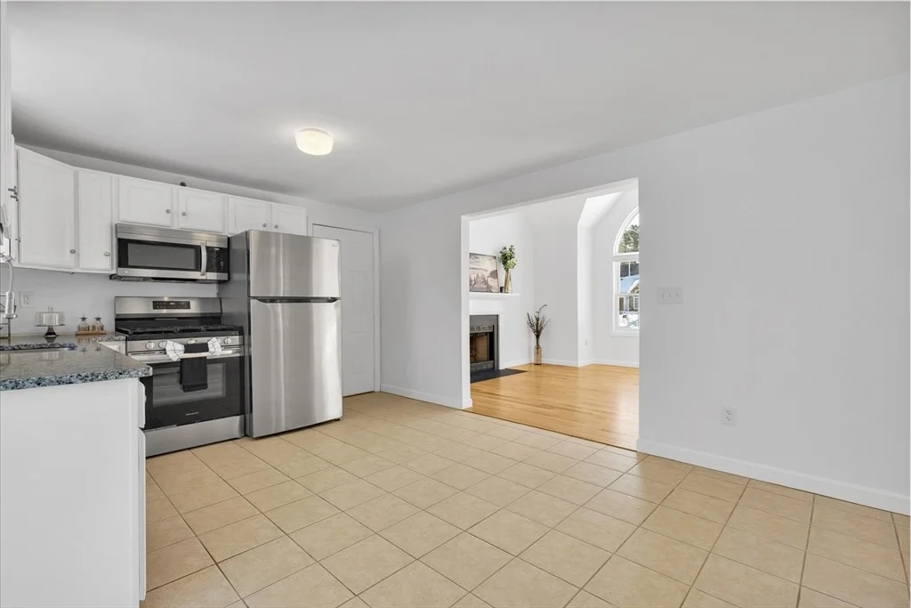 Photo of 10 Butler Ln