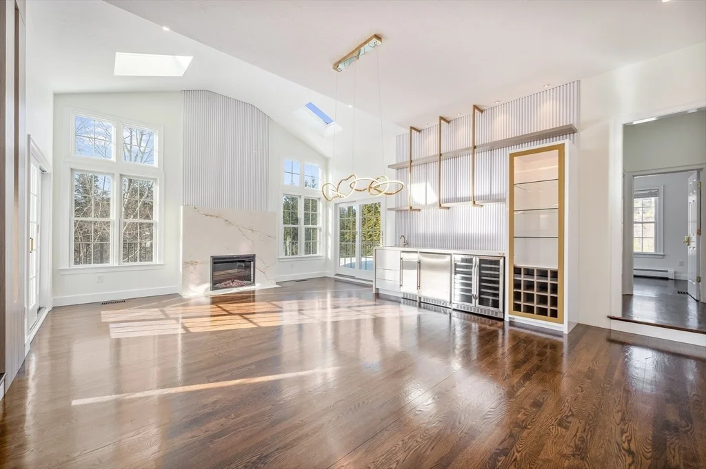 Photo of 25 Collins Rd