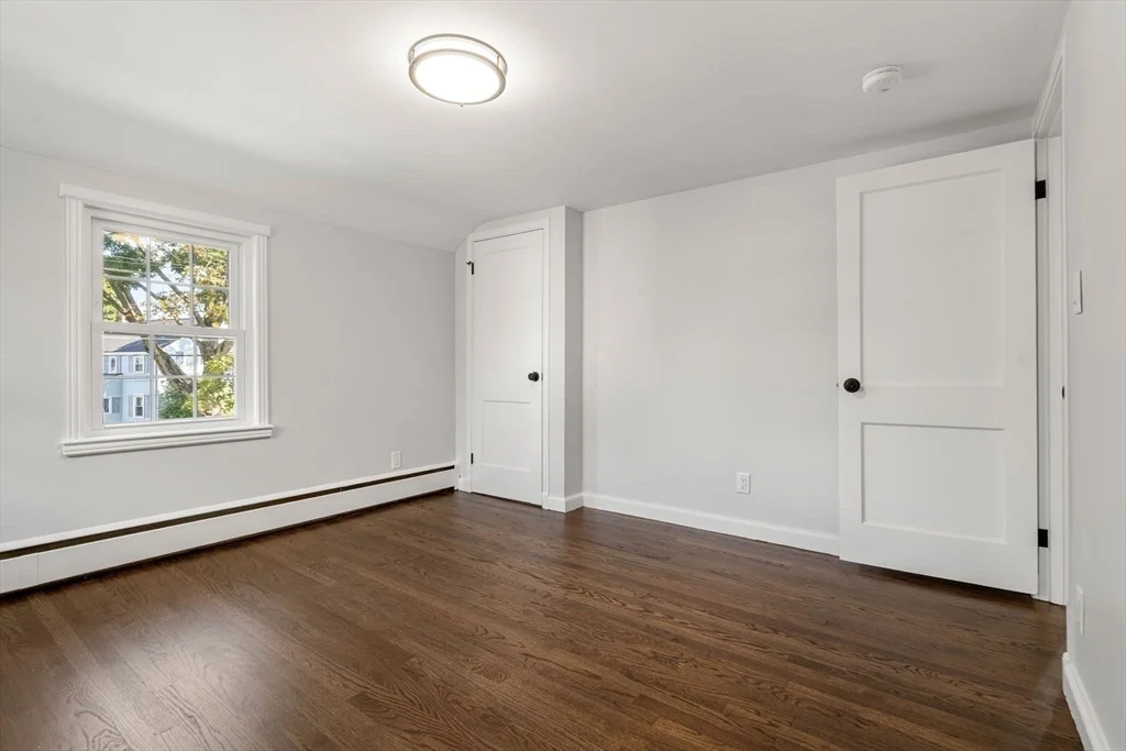 Photo of 37 Elmcrest Rd