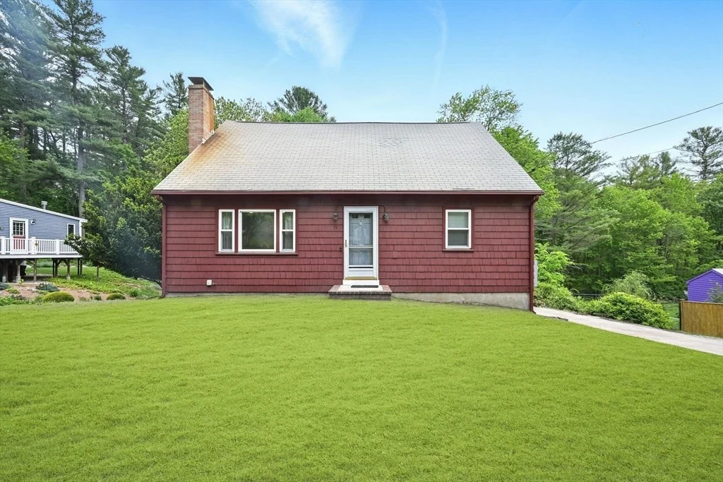 Photo of 77 Marblehead Street