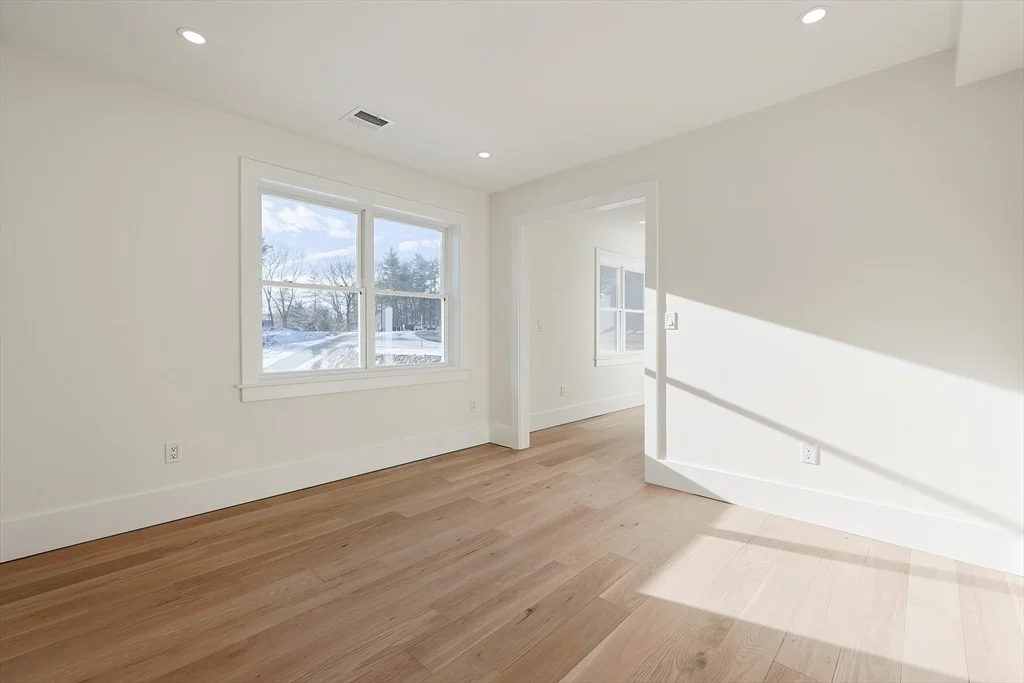 Photo of 5 Danforth Drive