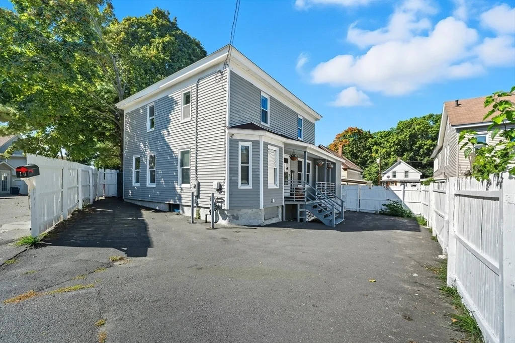 Photo of 10 Mission Pl